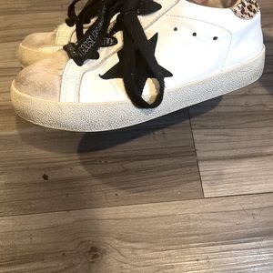 GOLDEN GOOSE SNEAKERS